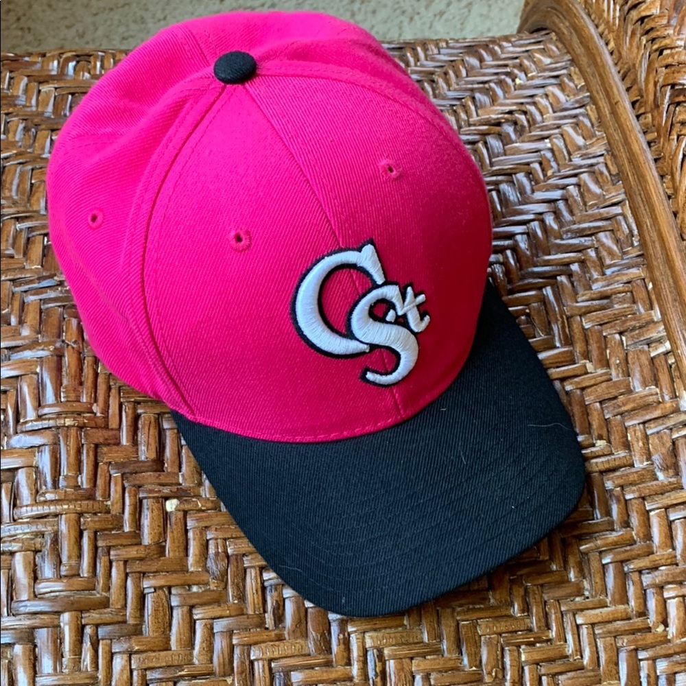 Zephyr Vibrant Pink and Black Cap